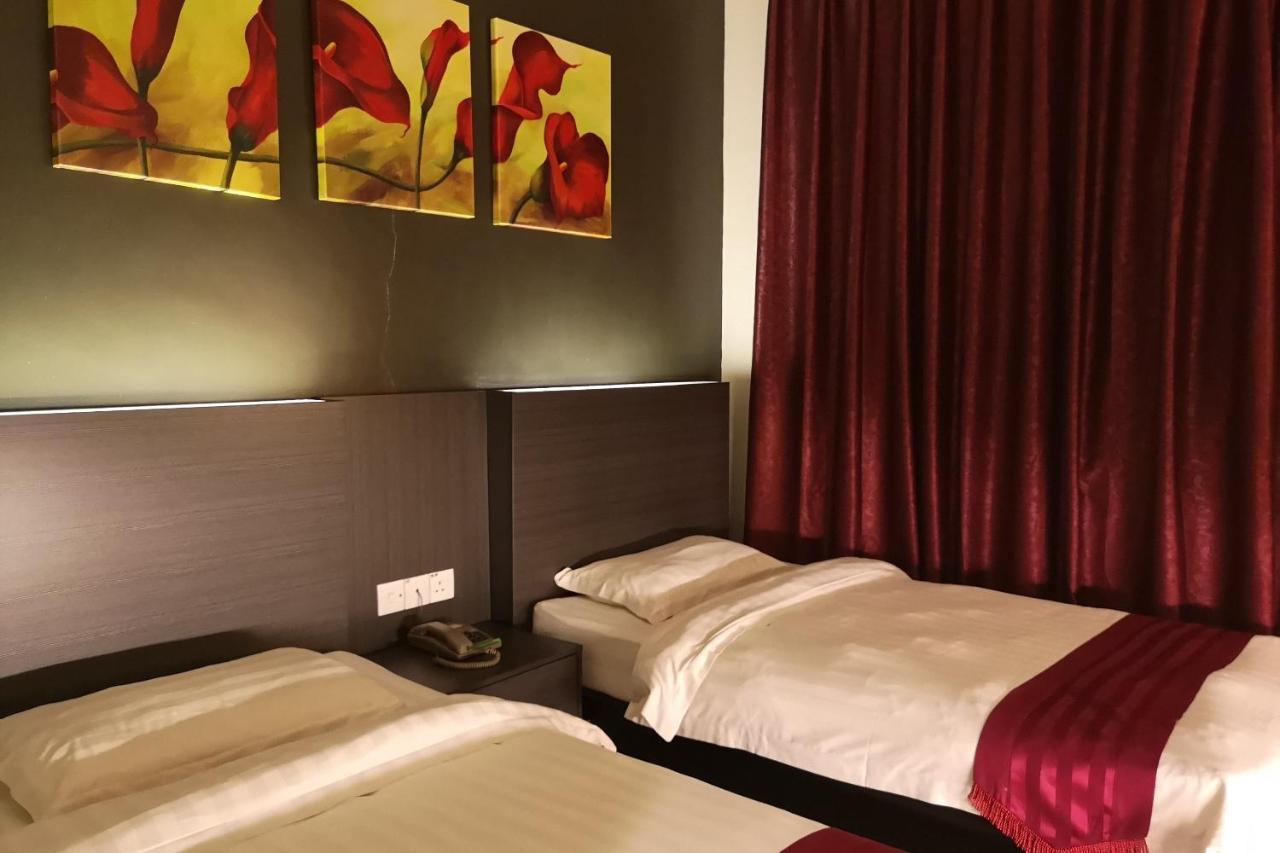 Oyo 89908 Hotel Kensington Sandakan Exterior photo