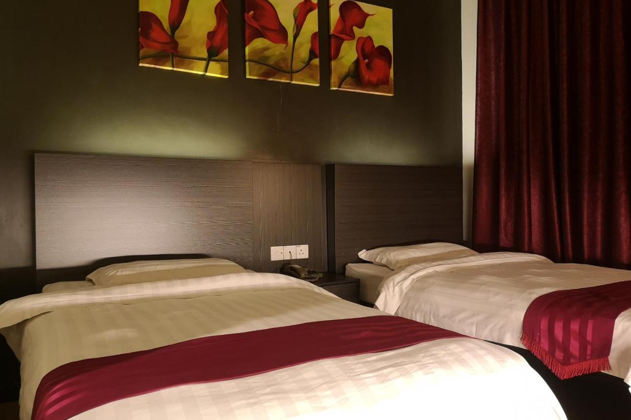 Oyo 89908 Hotel Kensington Sandakan Exterior photo