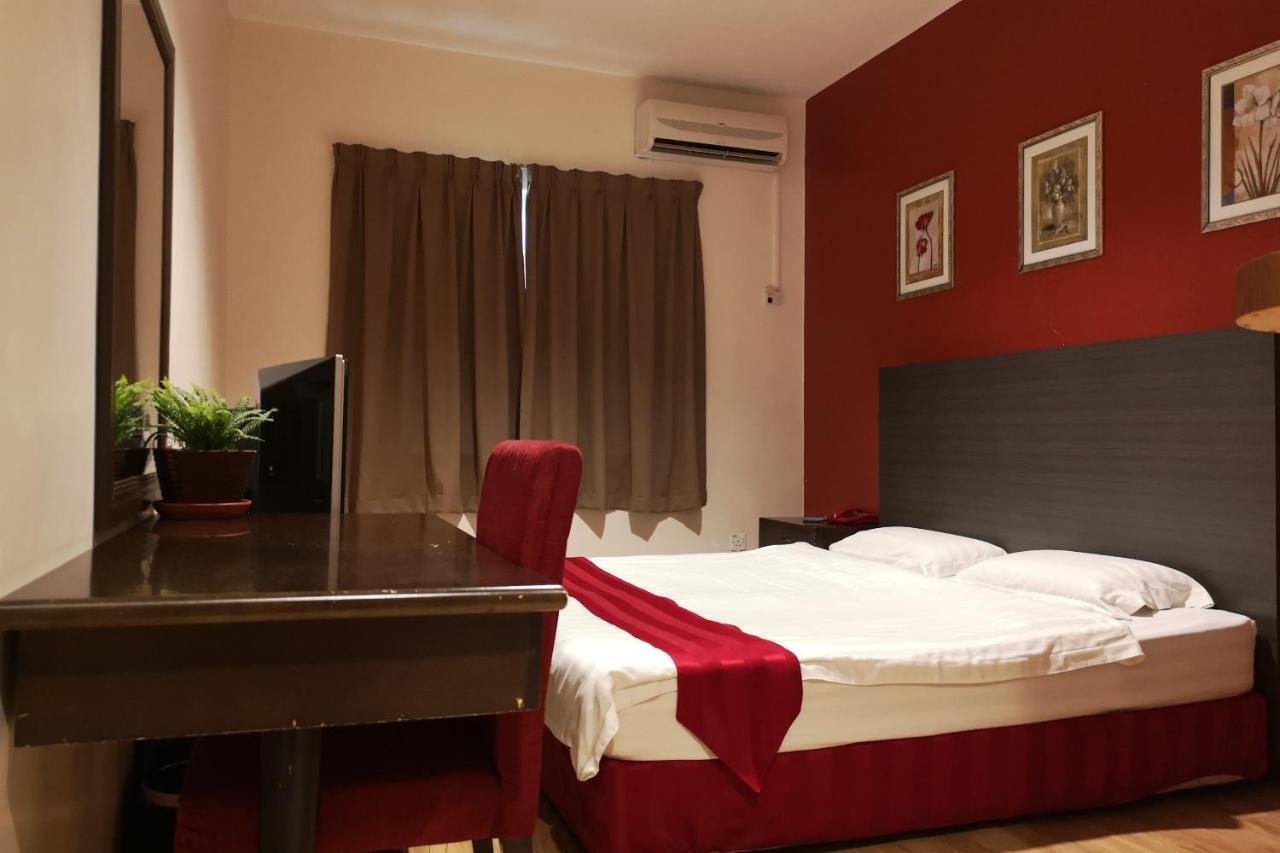 Oyo 89908 Hotel Kensington Sandakan Exterior photo