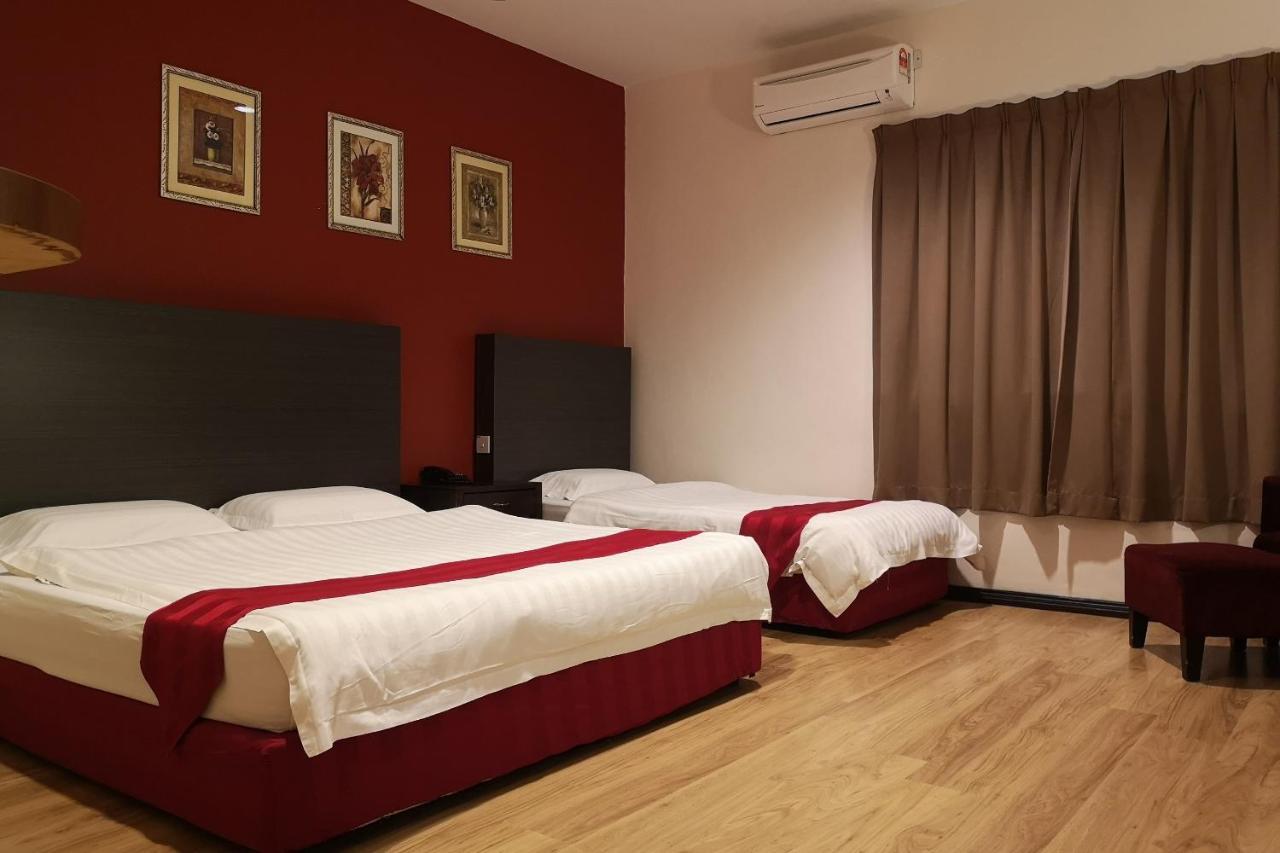Oyo 89908 Hotel Kensington Sandakan Exterior photo
