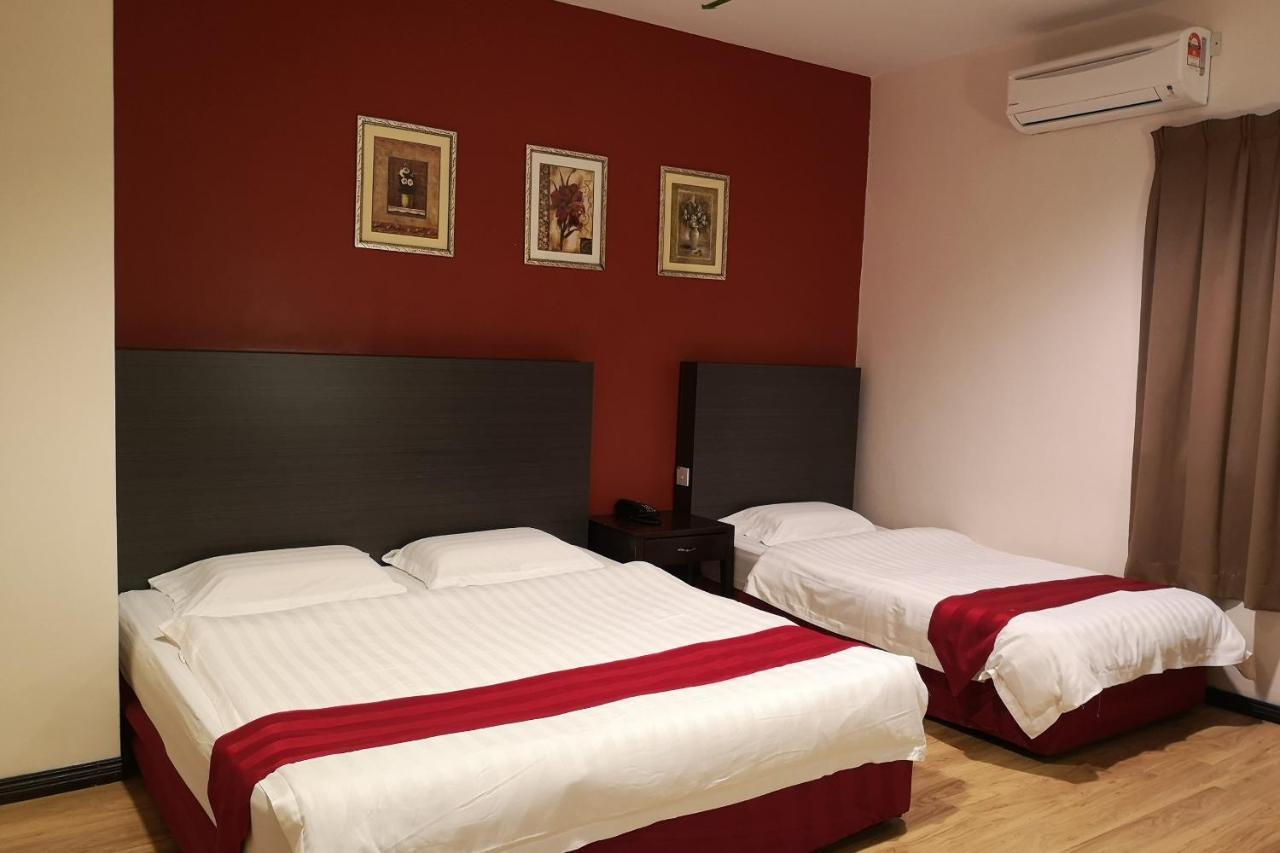 Oyo 89908 Hotel Kensington Sandakan Exterior photo